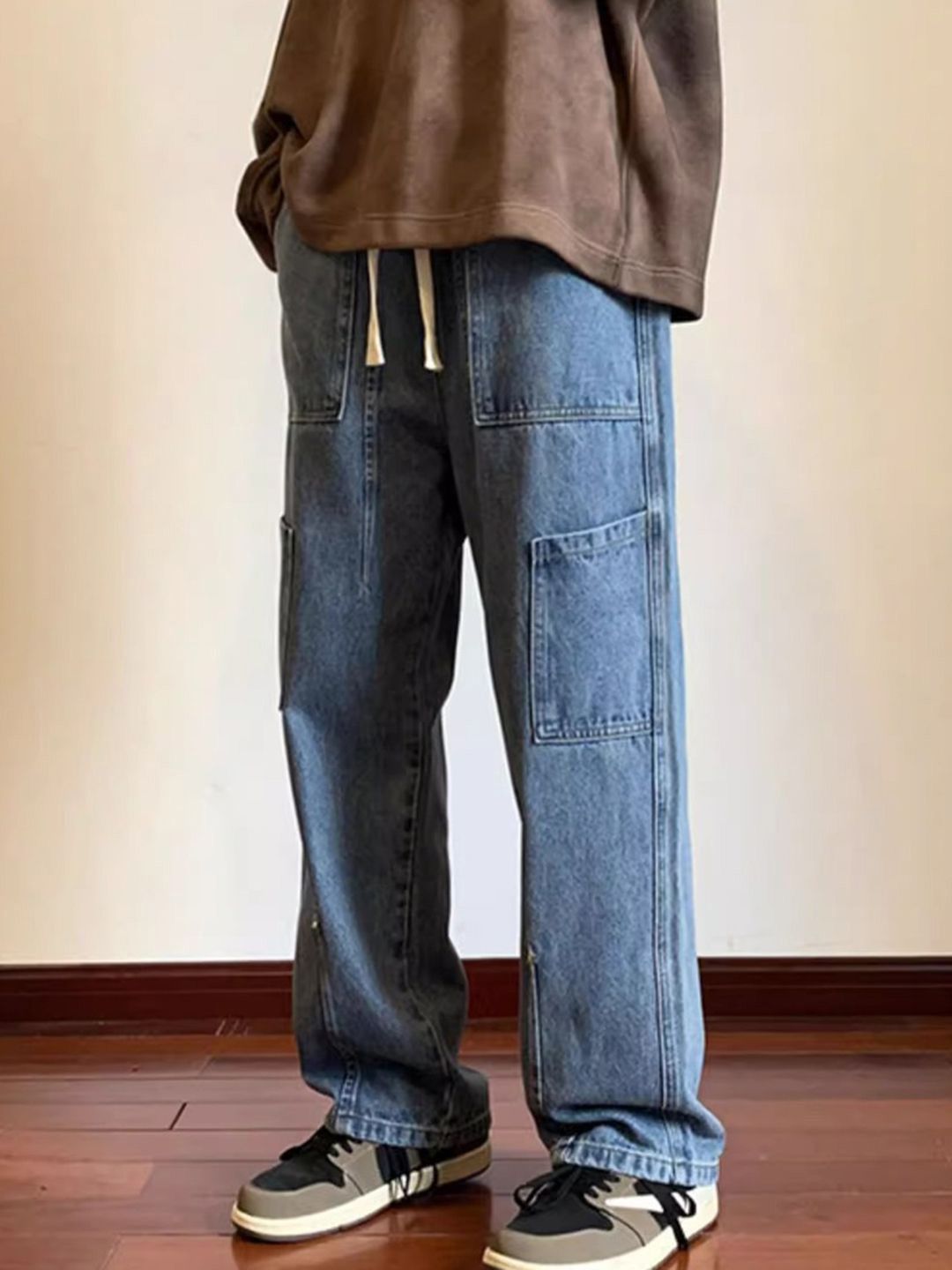 StyleCast Men Wide Leg Low-Rise Light Fade Cargo Jeans-picture-10
