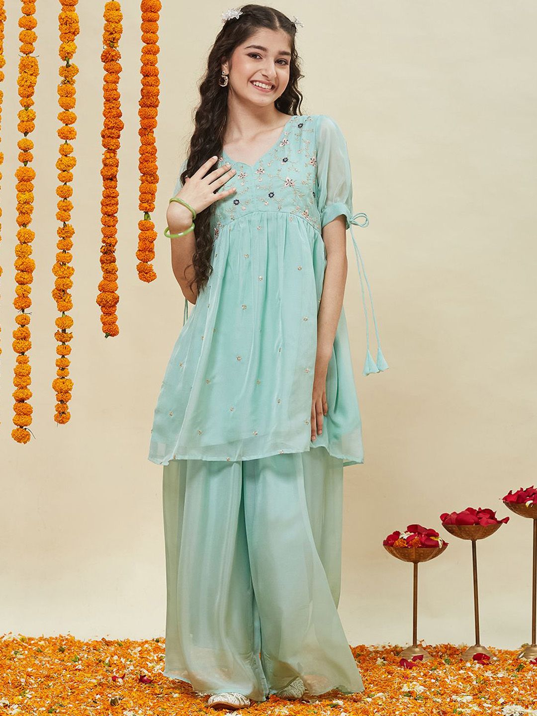 CurlyTales Girls Embroidered V-Neck Mirror Work Organza A-Line Kurta With Palazzos-picture-30