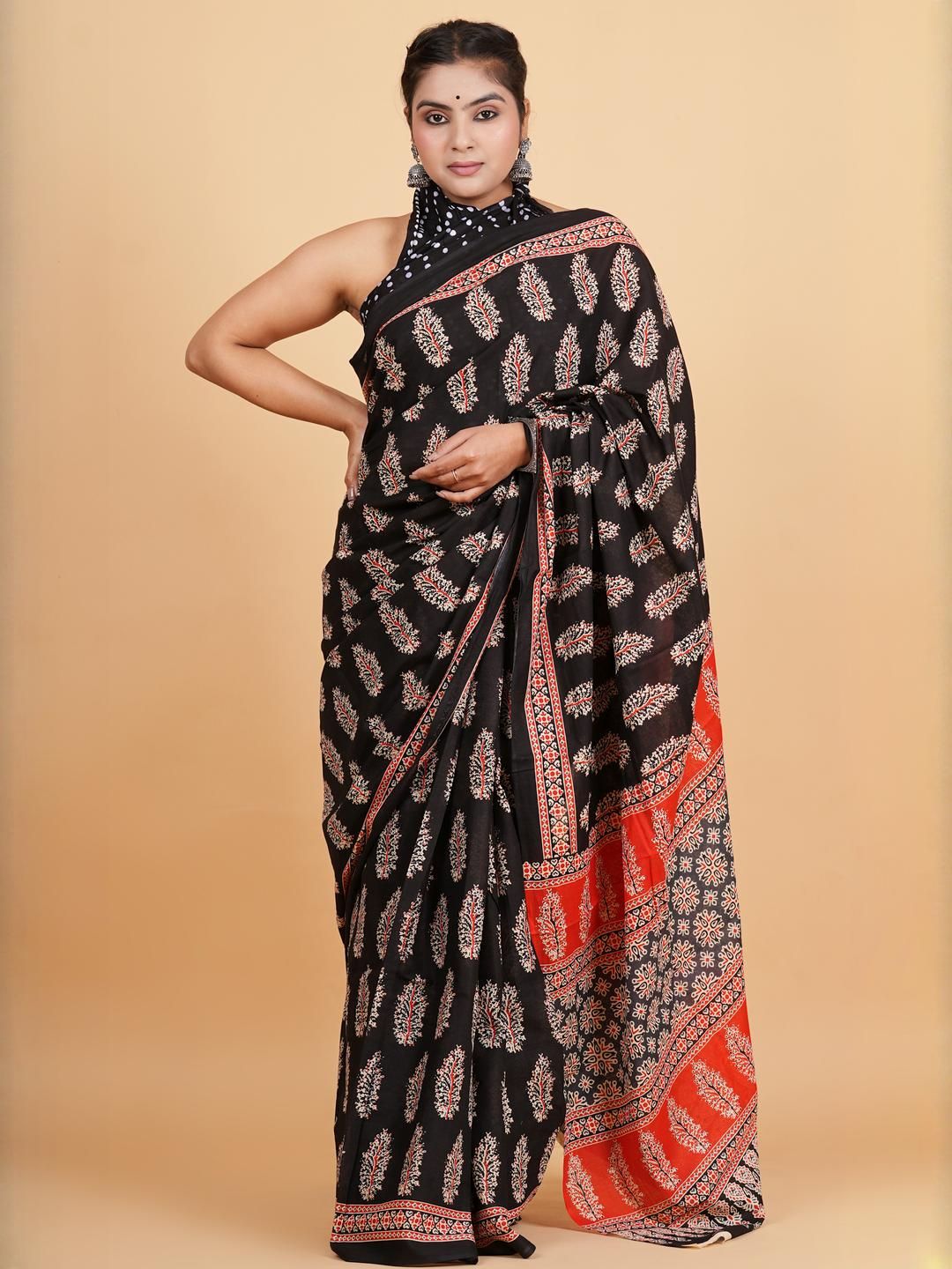 Lovwear Black Pure Cotton Sarees-picture-26