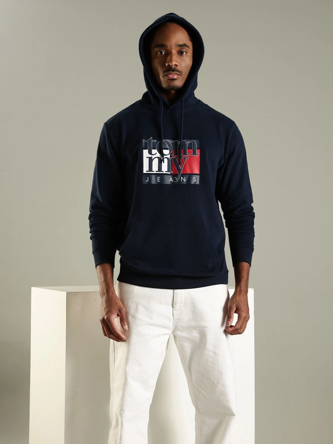 Tommy Hilfiger Men Printed Cotton Hooded Sweatshirt-picture-25