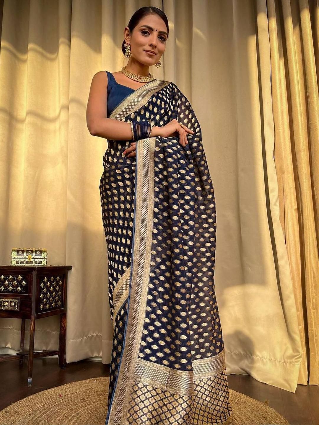 Sita Navy Blue Silk Blend Woven Design Sarees-picture-28