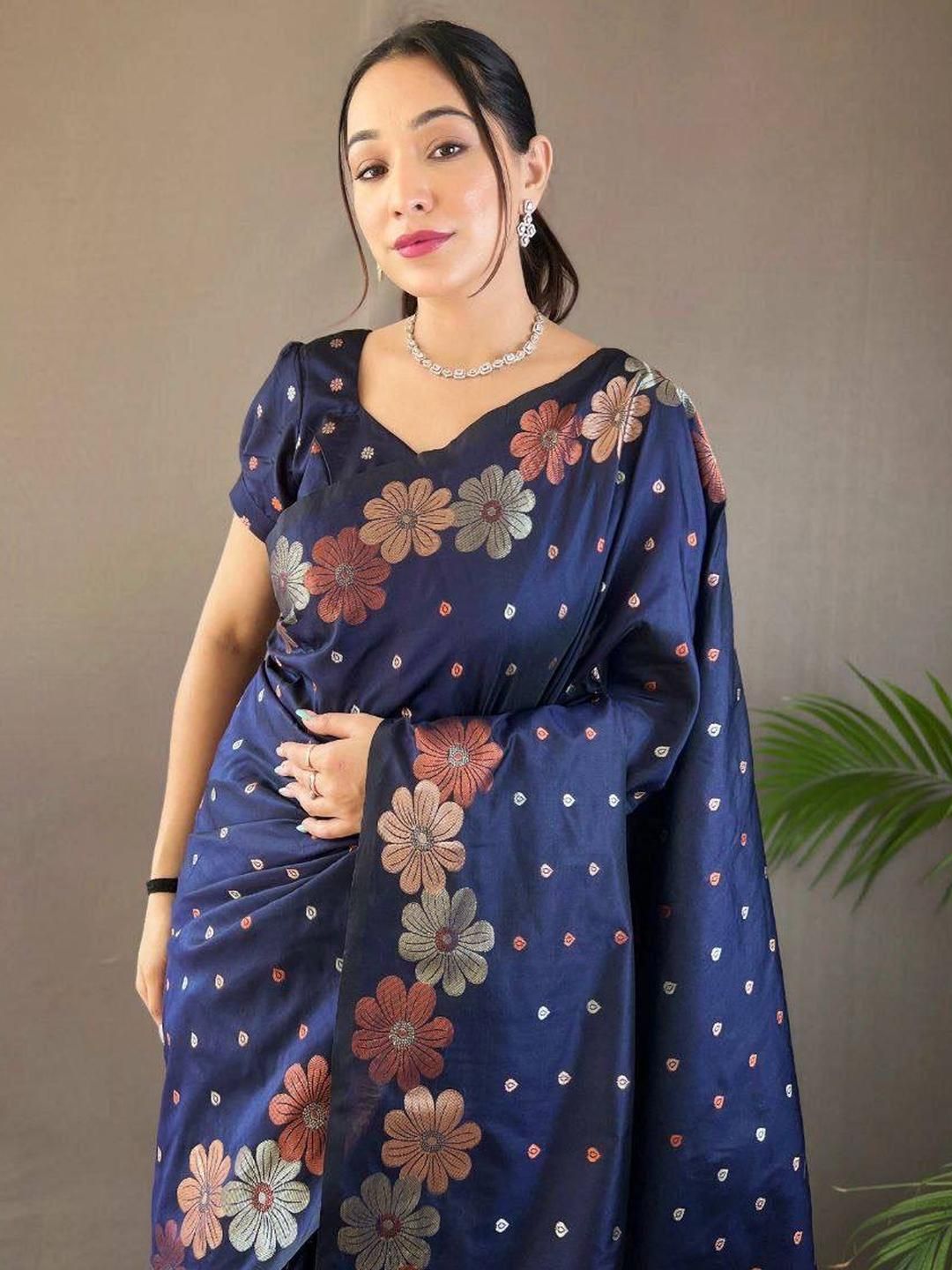 Sita Navy Blue Silk Blend Woven Design Sarees-picture-37