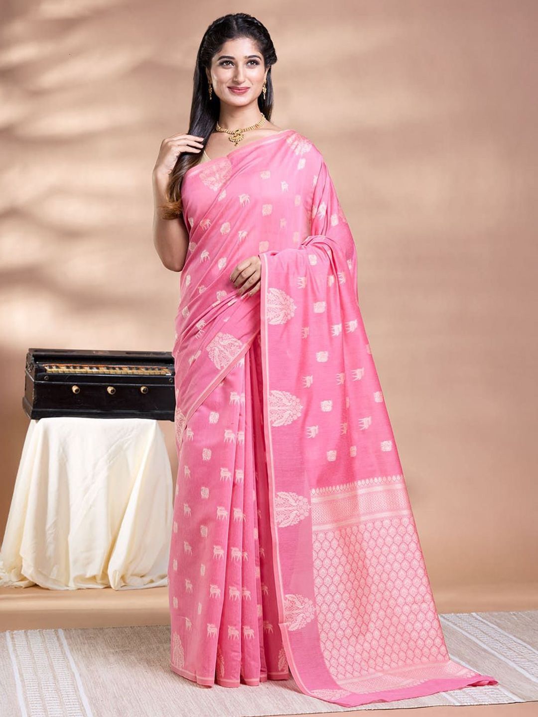 PALLU PATARI Resham Weave Mulmul Cotton Banarasi Saree-picture-32