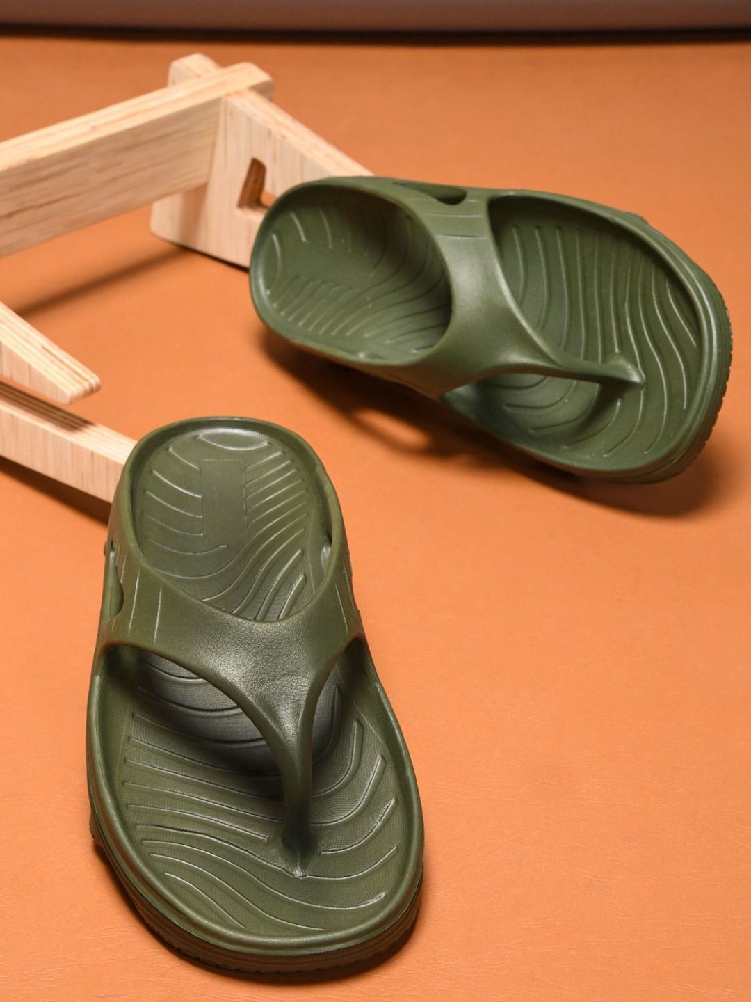 Deflow Men Self Design Casual Thong Flip-Flops-image-49