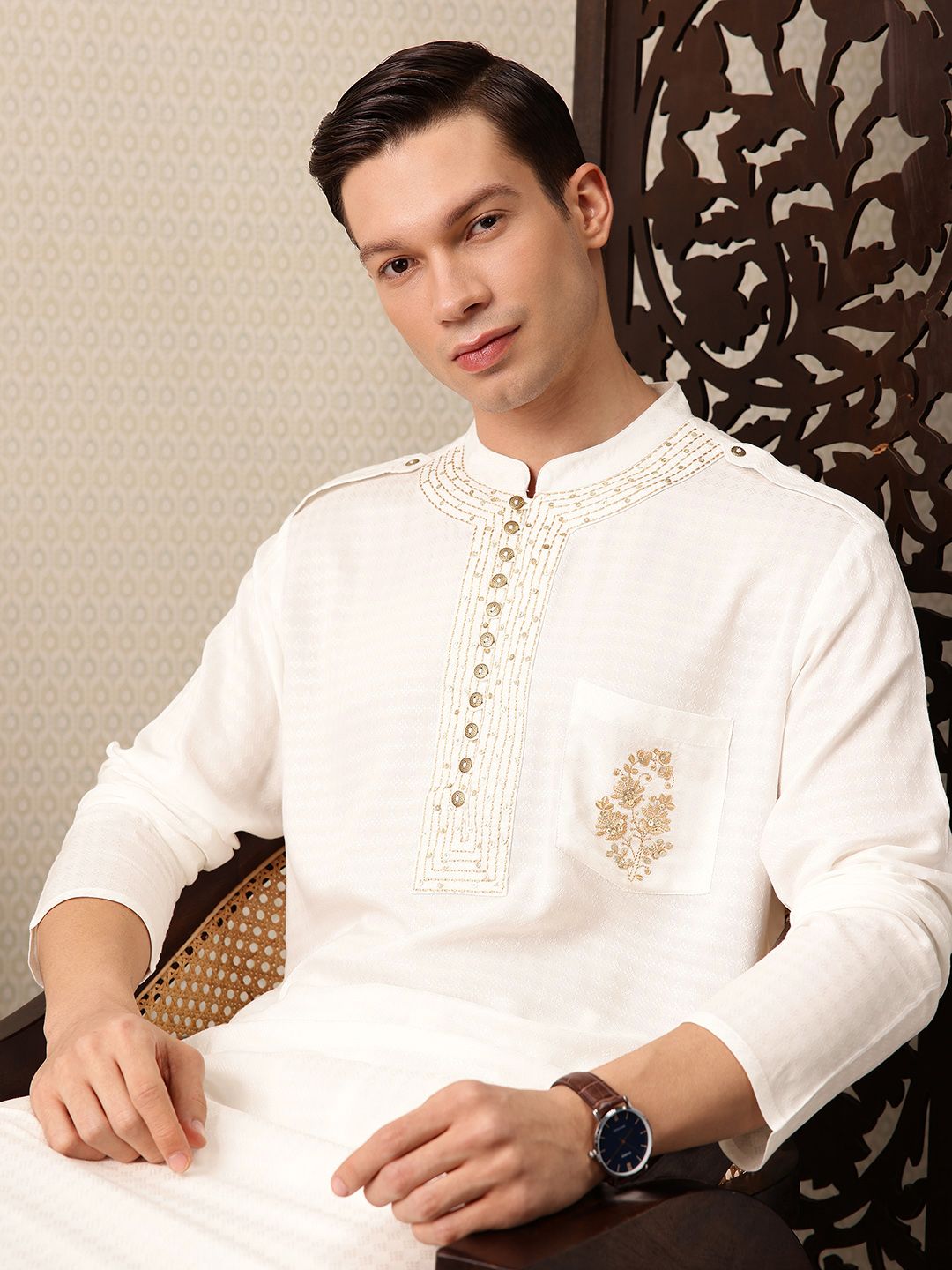 House of Pataudi Floral Embroidered Sequinned Jashn Kurta-picture-28