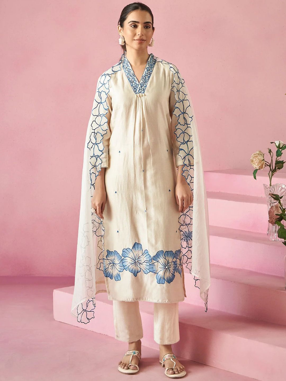 Brand Hill Floral Embroidered V-Neck Thread Work Straight Kurta With Trousers & Dupatta