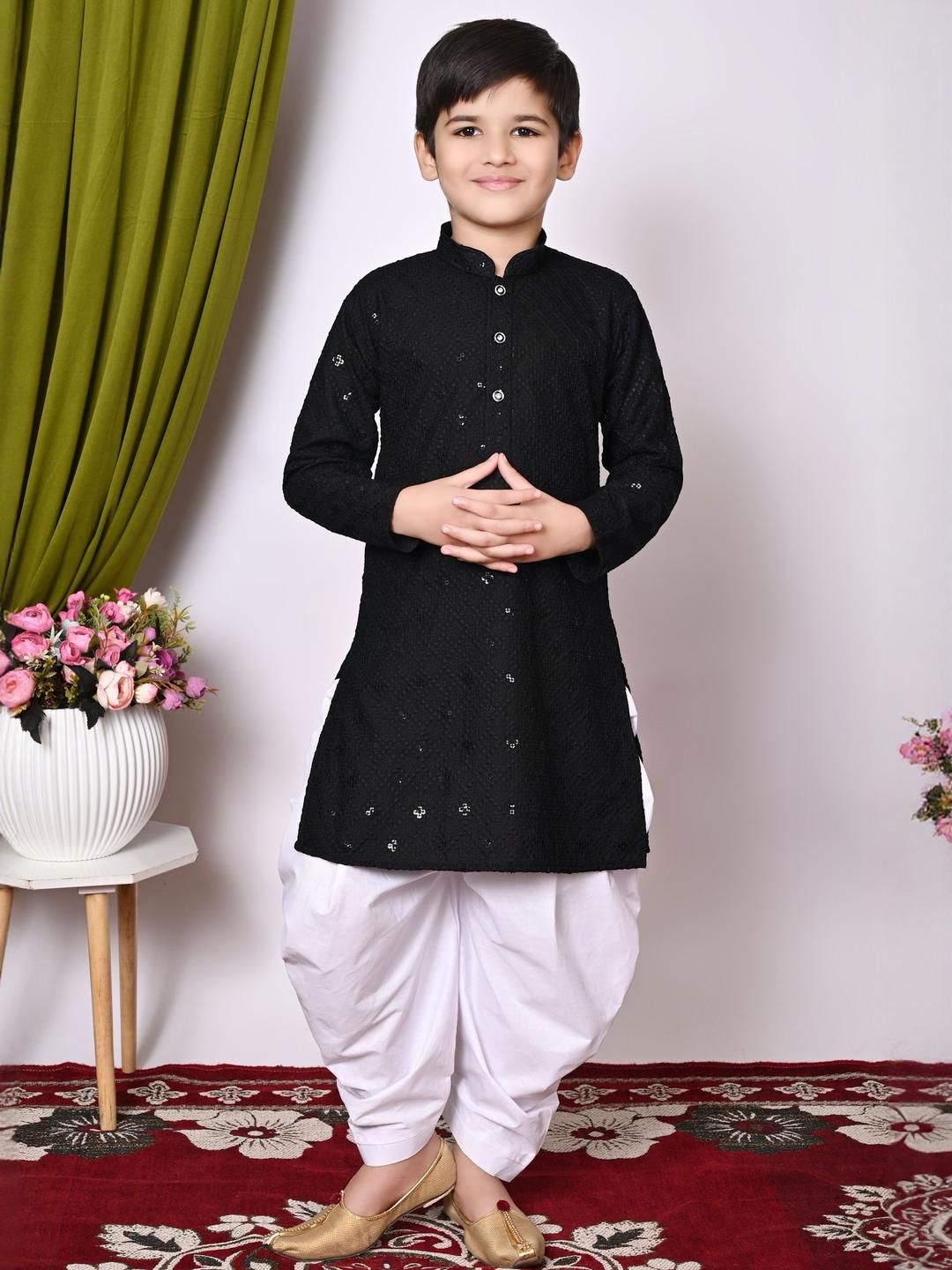 TAKE STYLE Boys Black Cotton Blend Embroidered Kurta Sets-picture-15