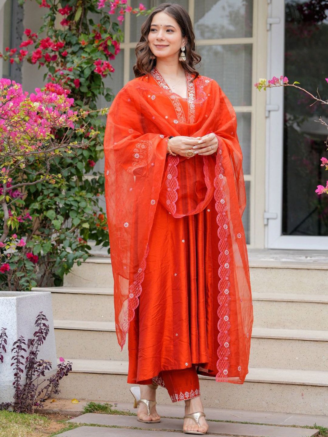 ZAIERRA Women Embroidered Regular Sequinned Chanderi Silk Kurta with Trousers & Dupatta