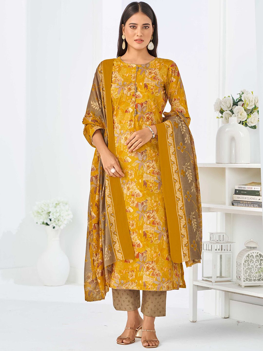 Larqi Women Floral Printed Patchwork Pure Cotton Kurta with Trousers & Dupatta