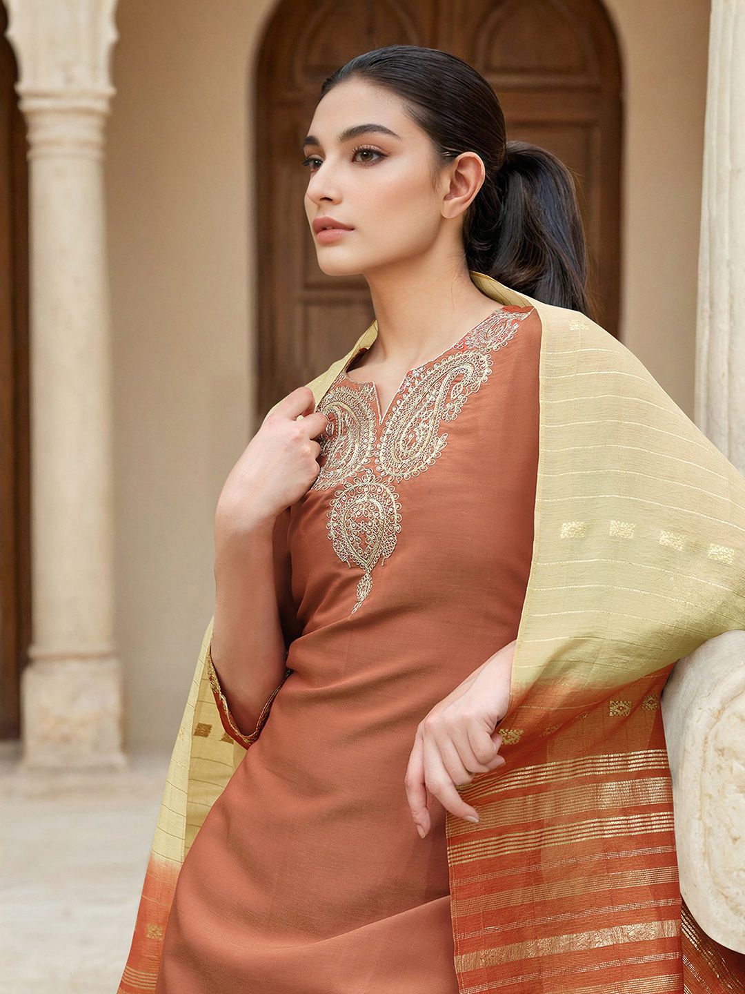 Skylee Pop Women Ethnic Motifs Embroidered Regular Sequinned Kurta with Trousers & Dupatta