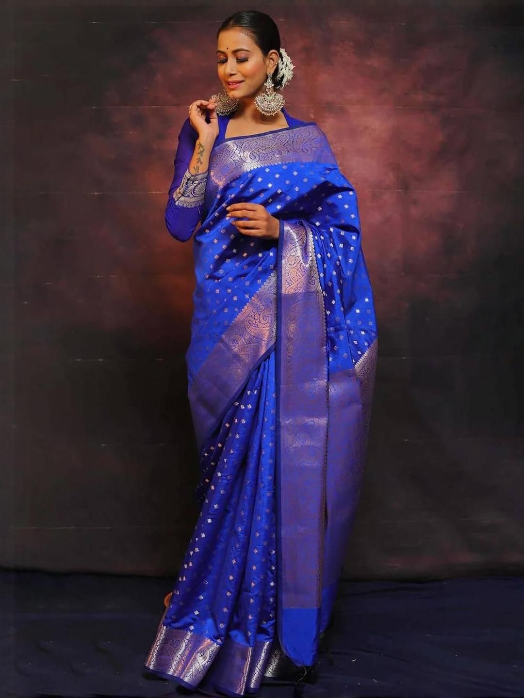 Sita Blue Silk Blend Woven Design Sarees-picture-20