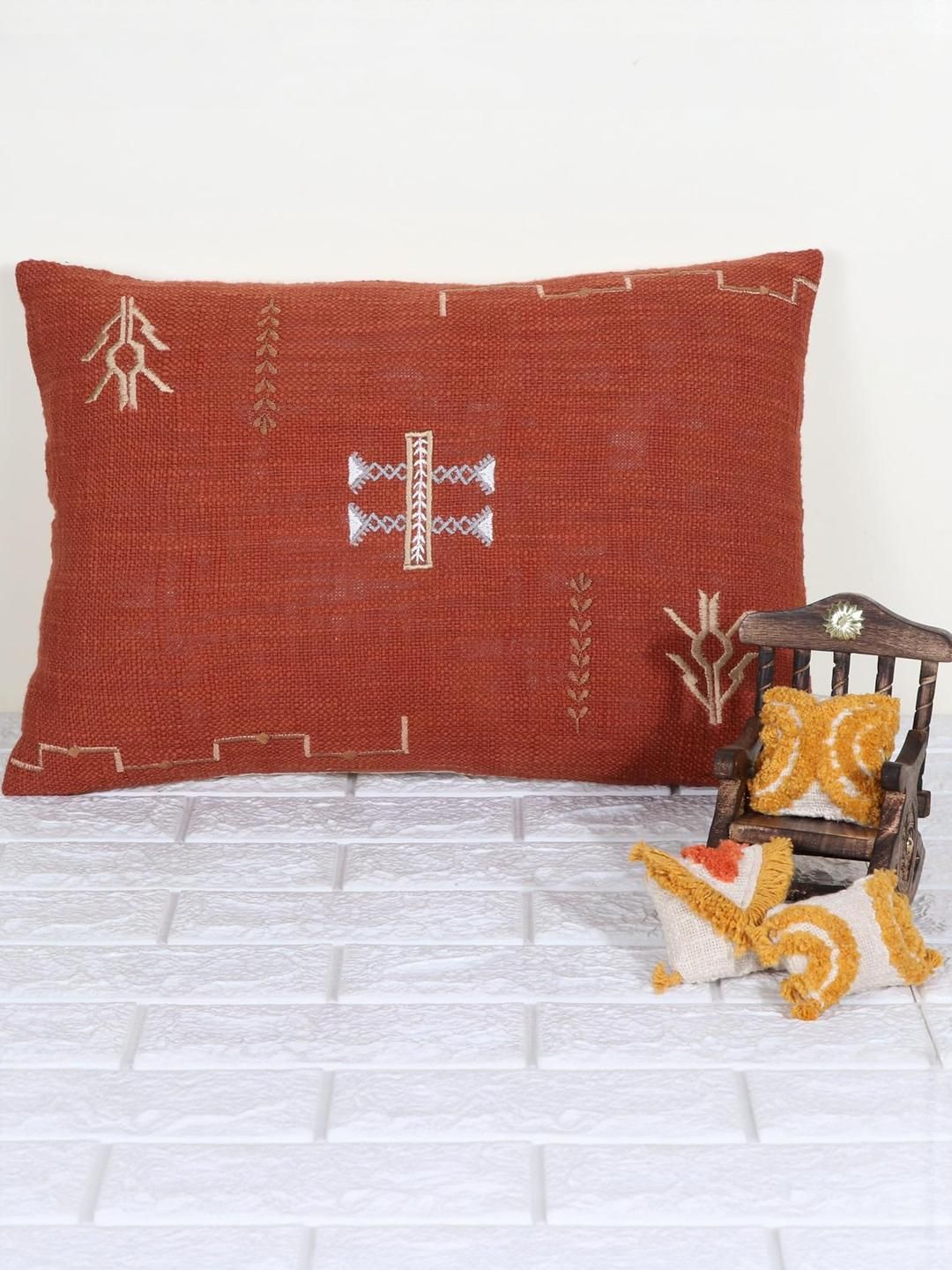 Indihomecraft Red & White Geometric Rectangle Cotton Cushion Cover-picture-37