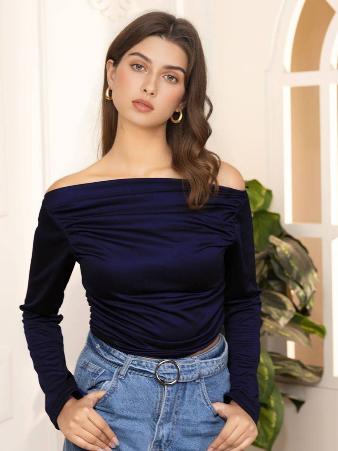 Istyle Can Off-Shoulder Crepe Bardot Crop Top-picture-14