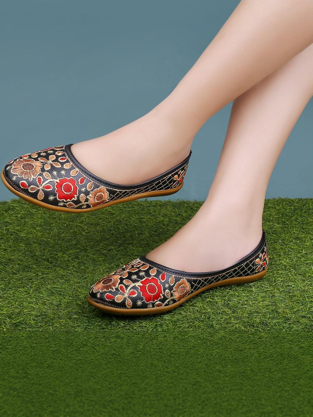 Shozie Women Black & Multicolor Slip-On Mojaris-image-34