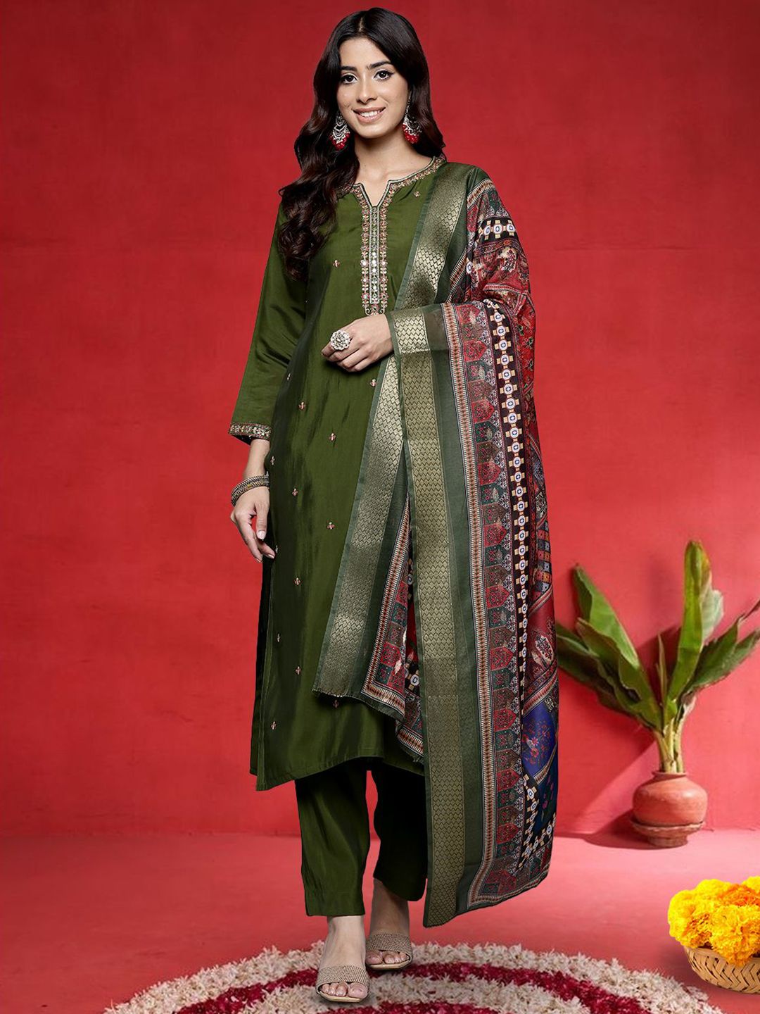 Varanga Women Ethnic Motifs Embroidered Kurta with Pyjama & Dupatta