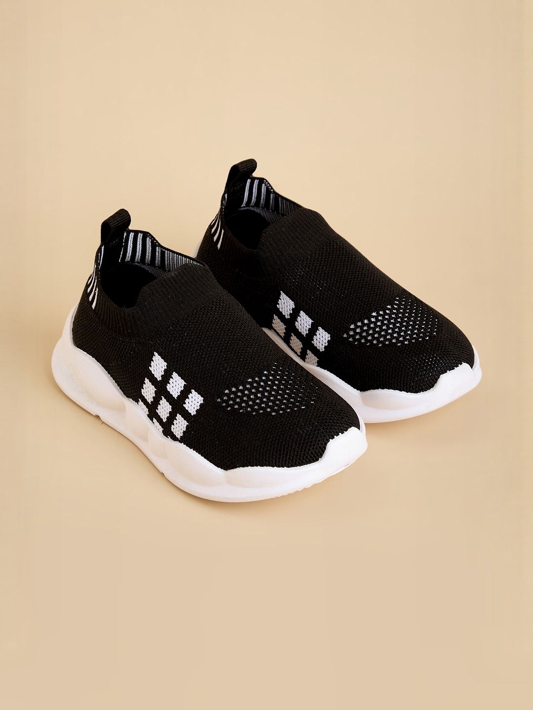 Hopscotch Kids-Unisex Black Fabric Slip-Ons-picture-25