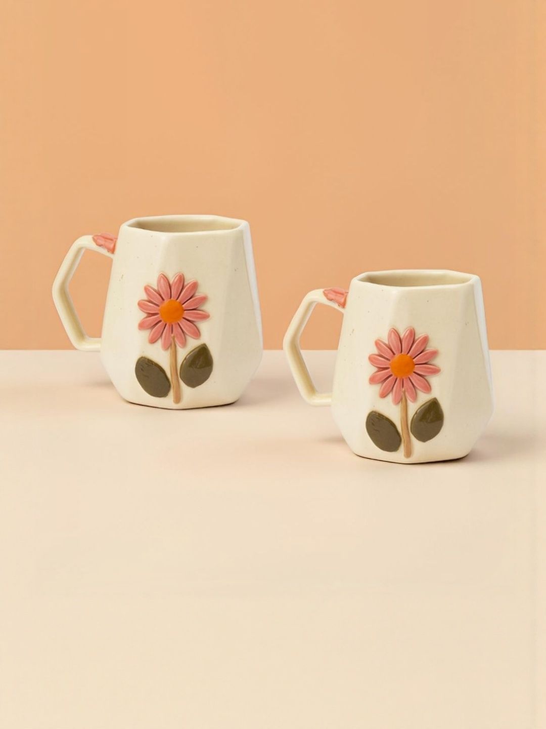 Kraftlik Handicraft Set of 2 Cream Coloured Handcrafted Diamond Flower Ceramic Mugs-image-11