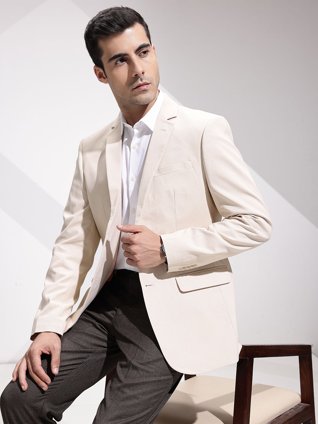 INVICTUS Slim Fit Notched Lapel Single-Breasted Formal Blazers-picture-17