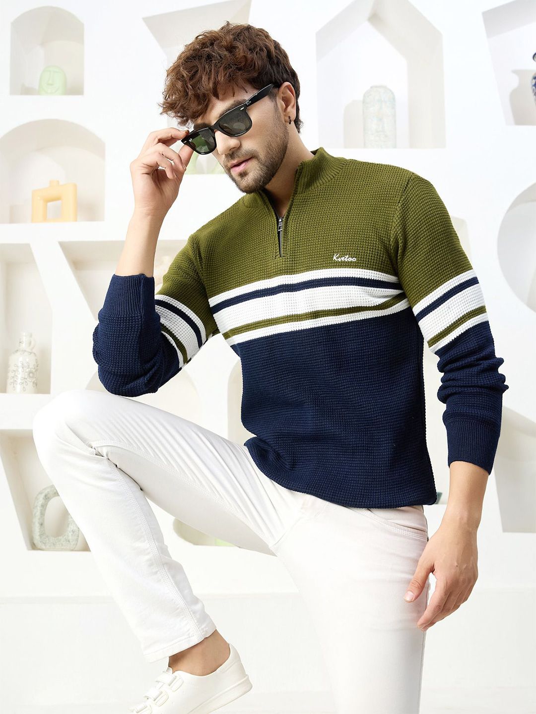Kveto style redefined Men Colourblocked Sweater Vest-picture-34