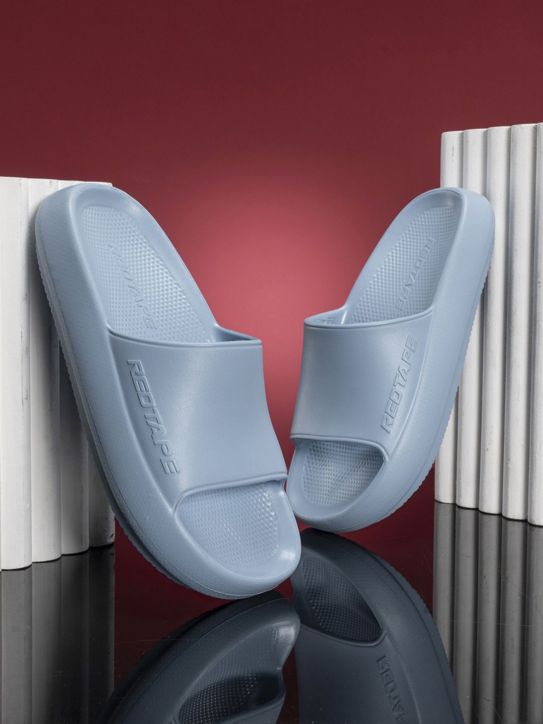 Red Tape Men Sliders Flip Flops-image-14