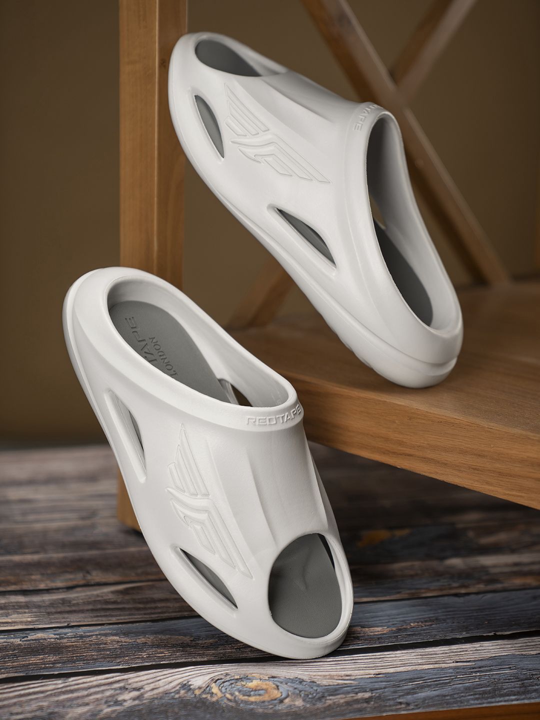 Red Tape Men Self Design Sliders-image-45