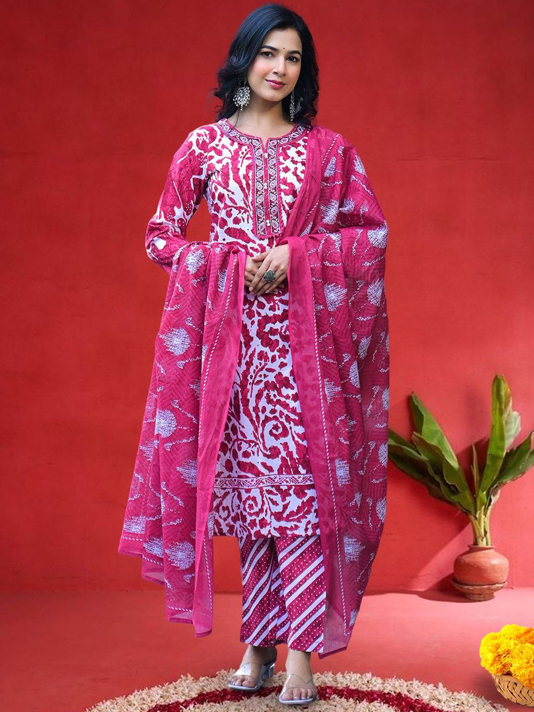 Varanga Floral Printed Thread Work Straight Kurta With Trousers & Dupatta