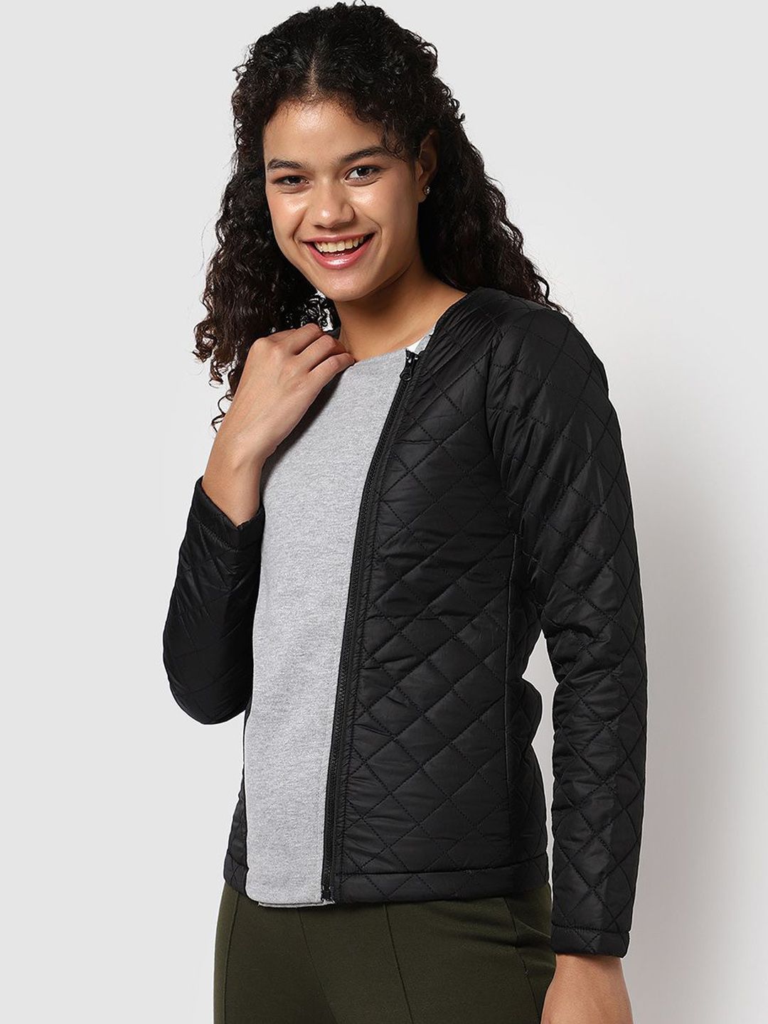 pinacolada Campus Sutra Women Collarless Solid Lightweight Padded Jacket-picture-16