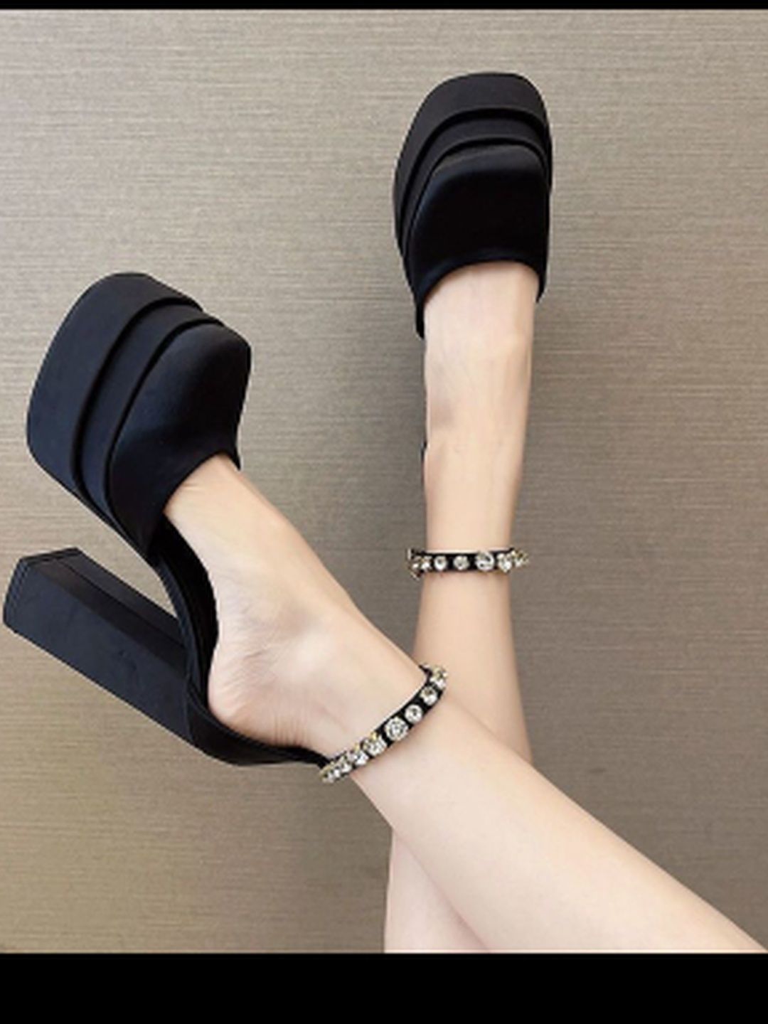 Qismat Women Synthetic Block Heels-picture-38
