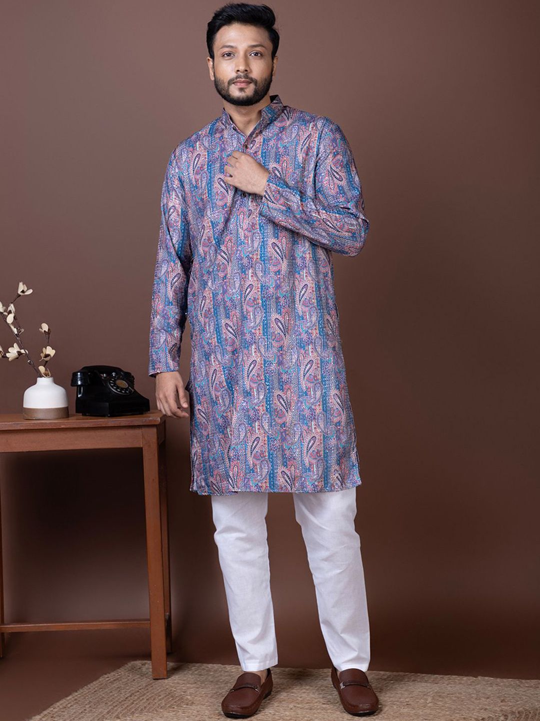 DEVOILER Men Paisley Embroidered Regular Sequinned Kurta with Pyjama-image-49
