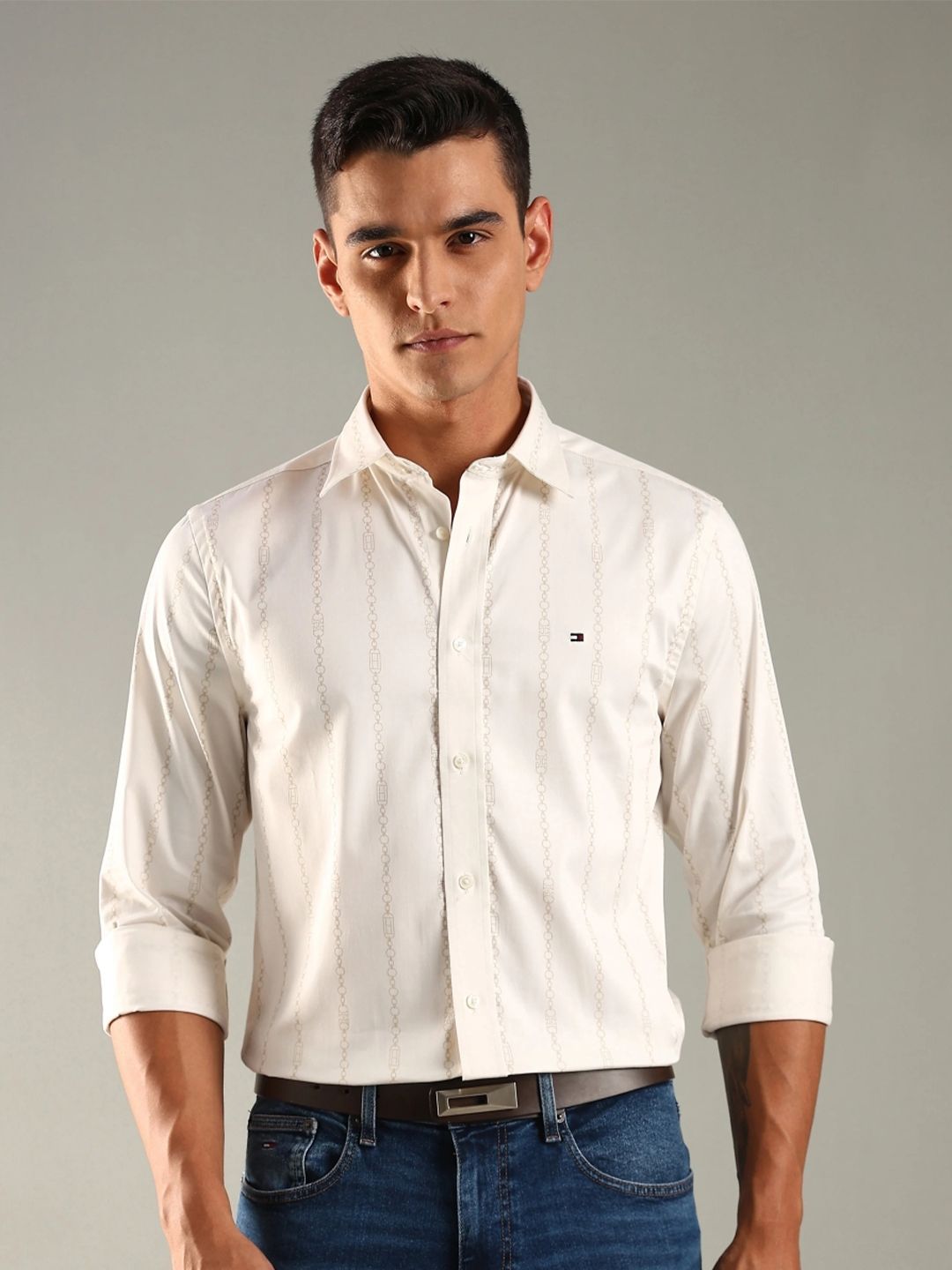 Tommy Hilfiger Men Vertical Striped Spread Collar Casual Shirt-picture-23