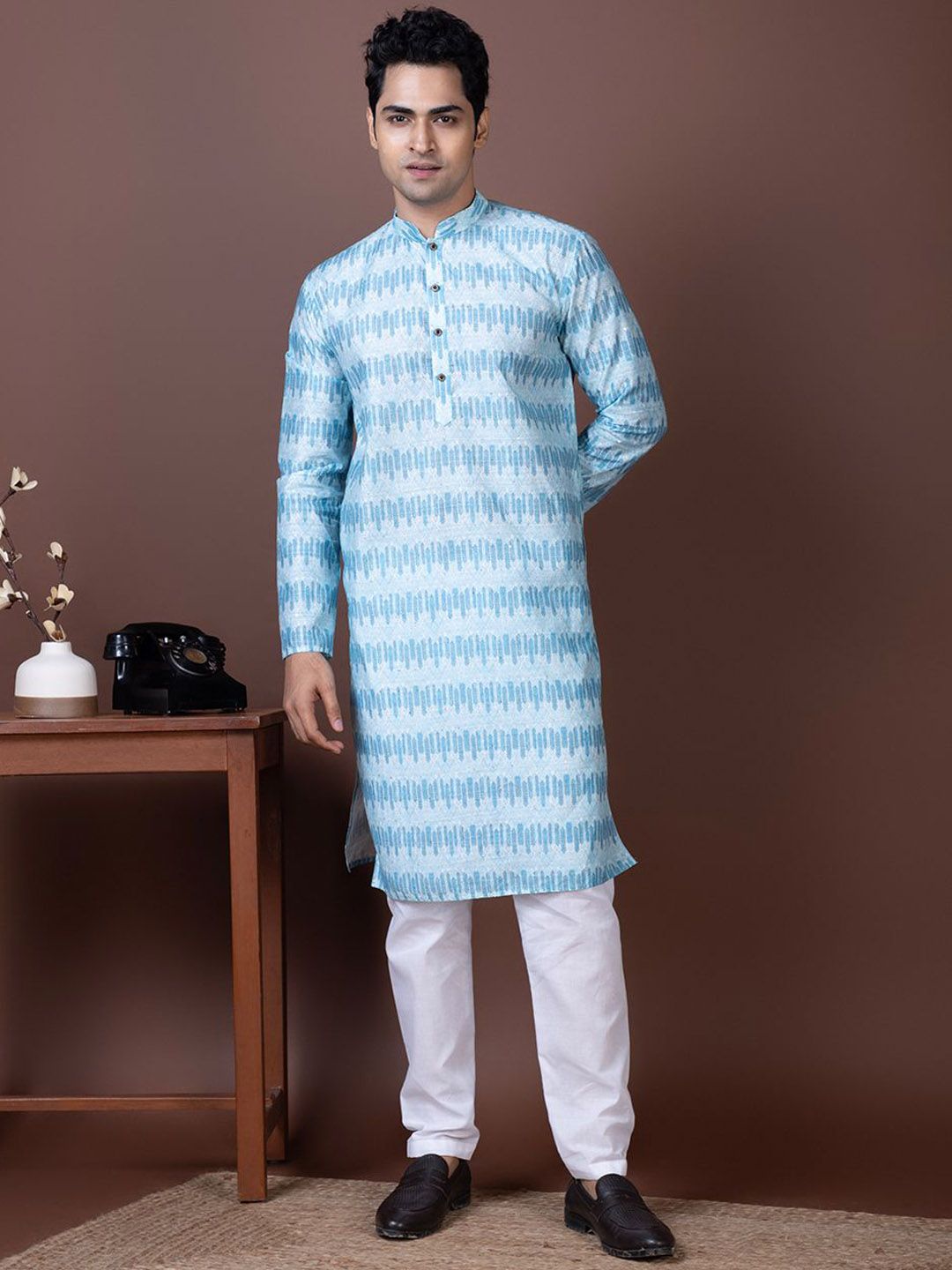 DEVOILER Men Geometric Embroidered Kurta with Pyjamas-picture-37