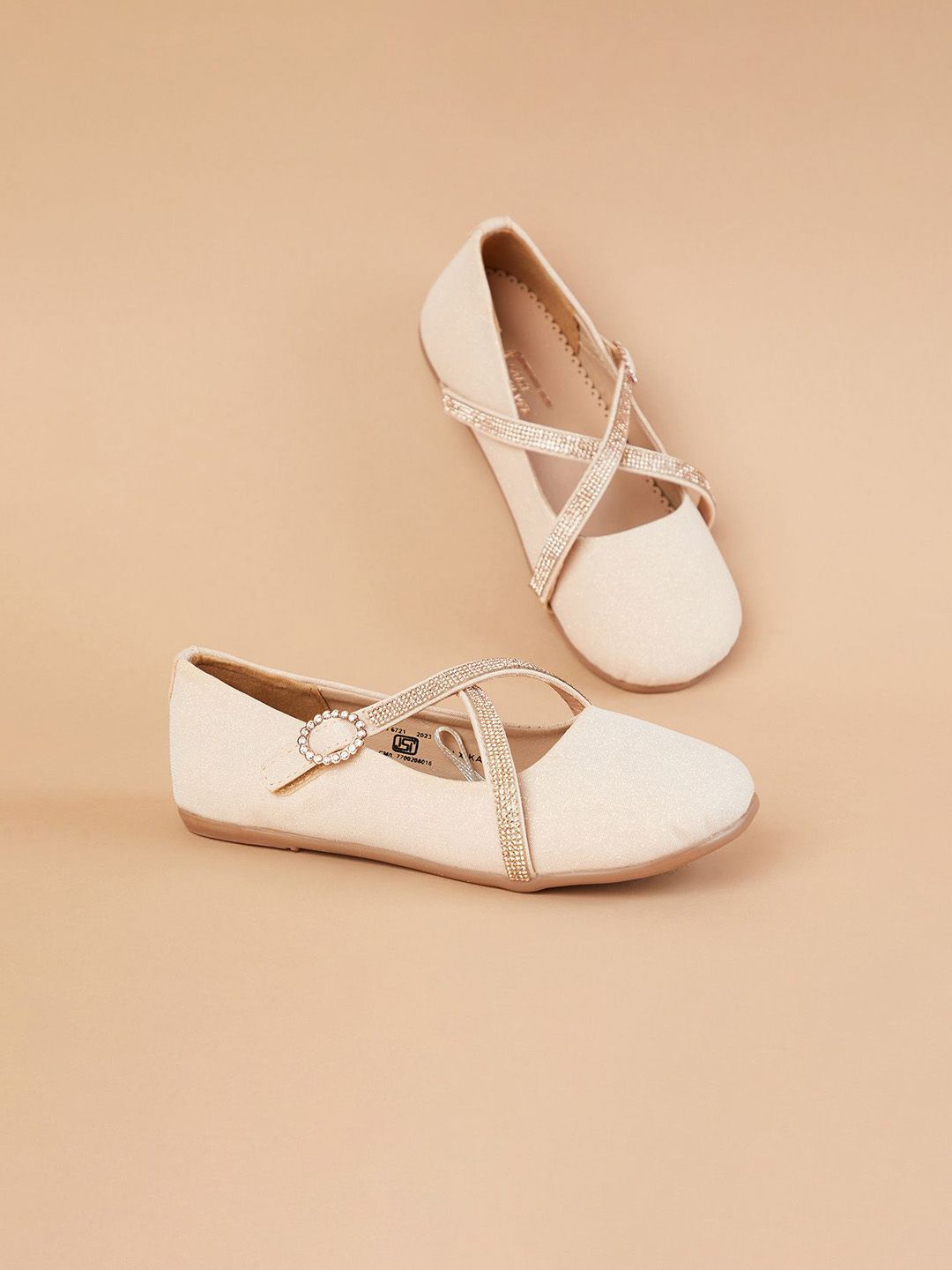 Fame Forever by Lifestyle Girls PU Slip-On Sneakers-picture-18