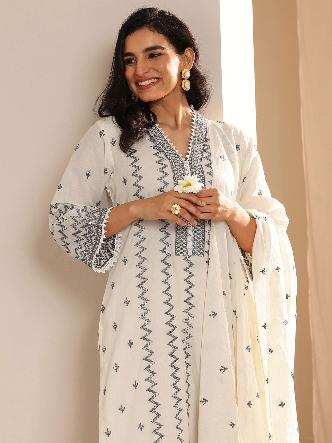 Libas Chevron Embroidered V-Neck Sequinned Straight Kurta With Trousers & Dupatta-picture-26