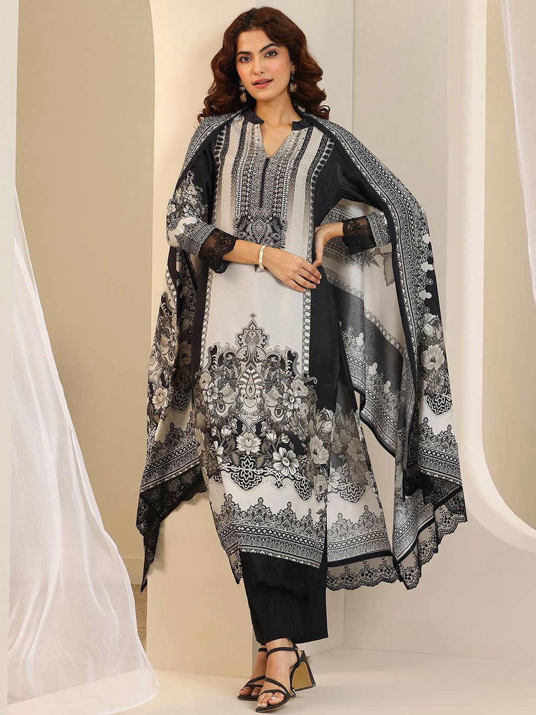 Libas Women Ethnic Motifs Printed Regular Kurta with Trousers & Dupatta-picture-23