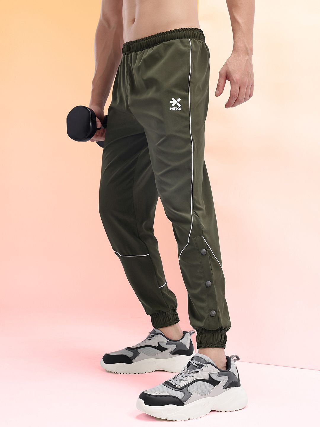 HRX by Hrithik Roshan Men Mid-Rise Rapid Dry Training Joggers with Mock Buttons-picture-26
