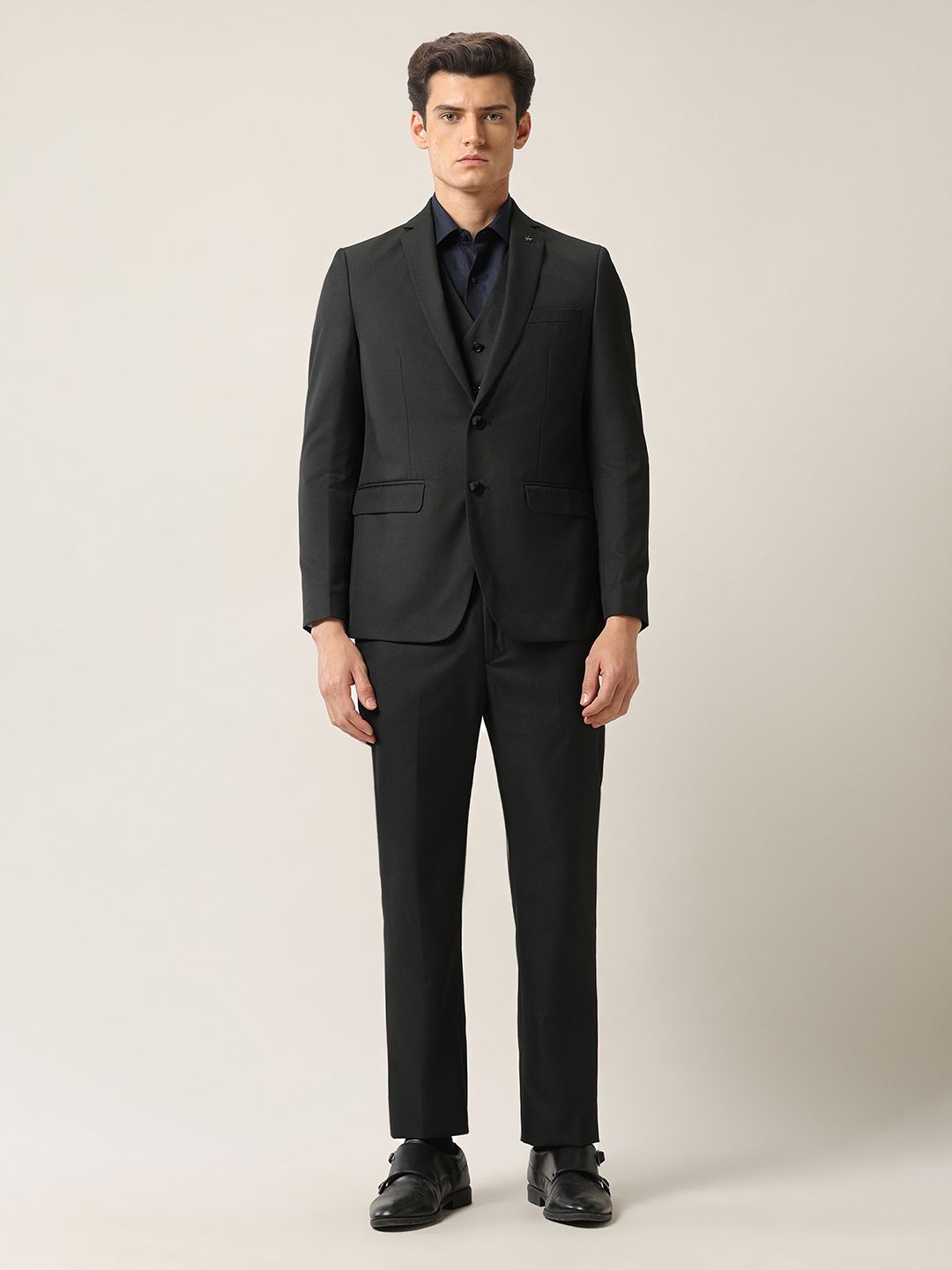 Arrow Men Tailored-Fit Single-Breasted Three-Piece Suit-picture-13