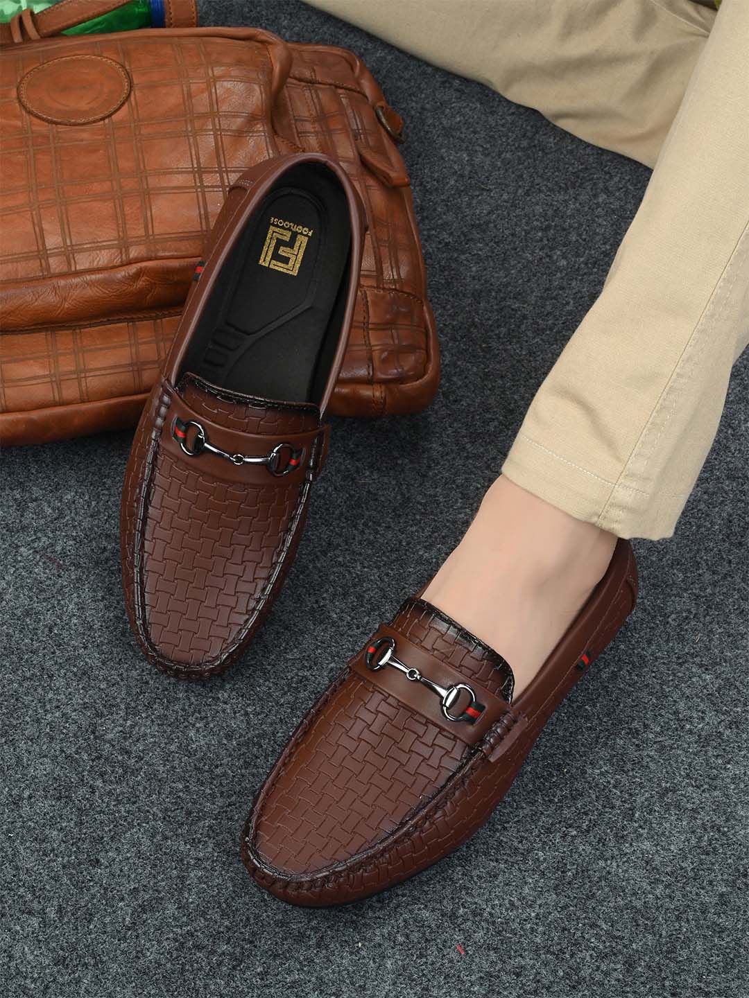 FOOTLOOSE Men Textured Round Toe Horsebit Loafers-picture-36