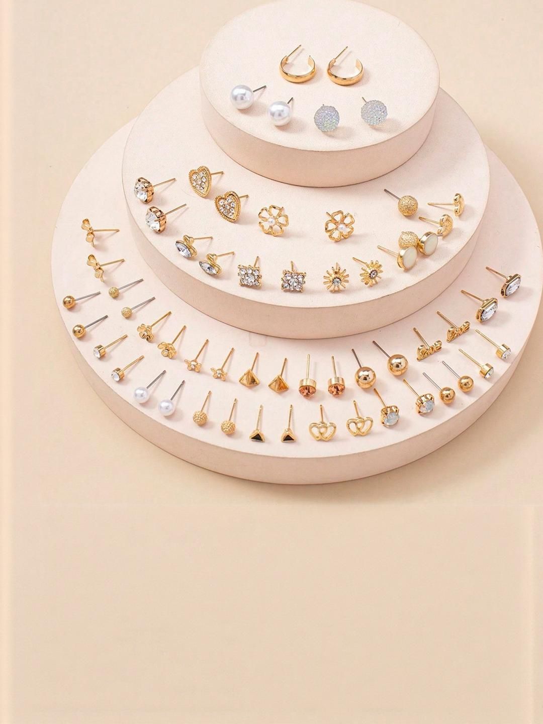 DressBerry Gold-Plated Contemporary Alloy Studs-picture-23