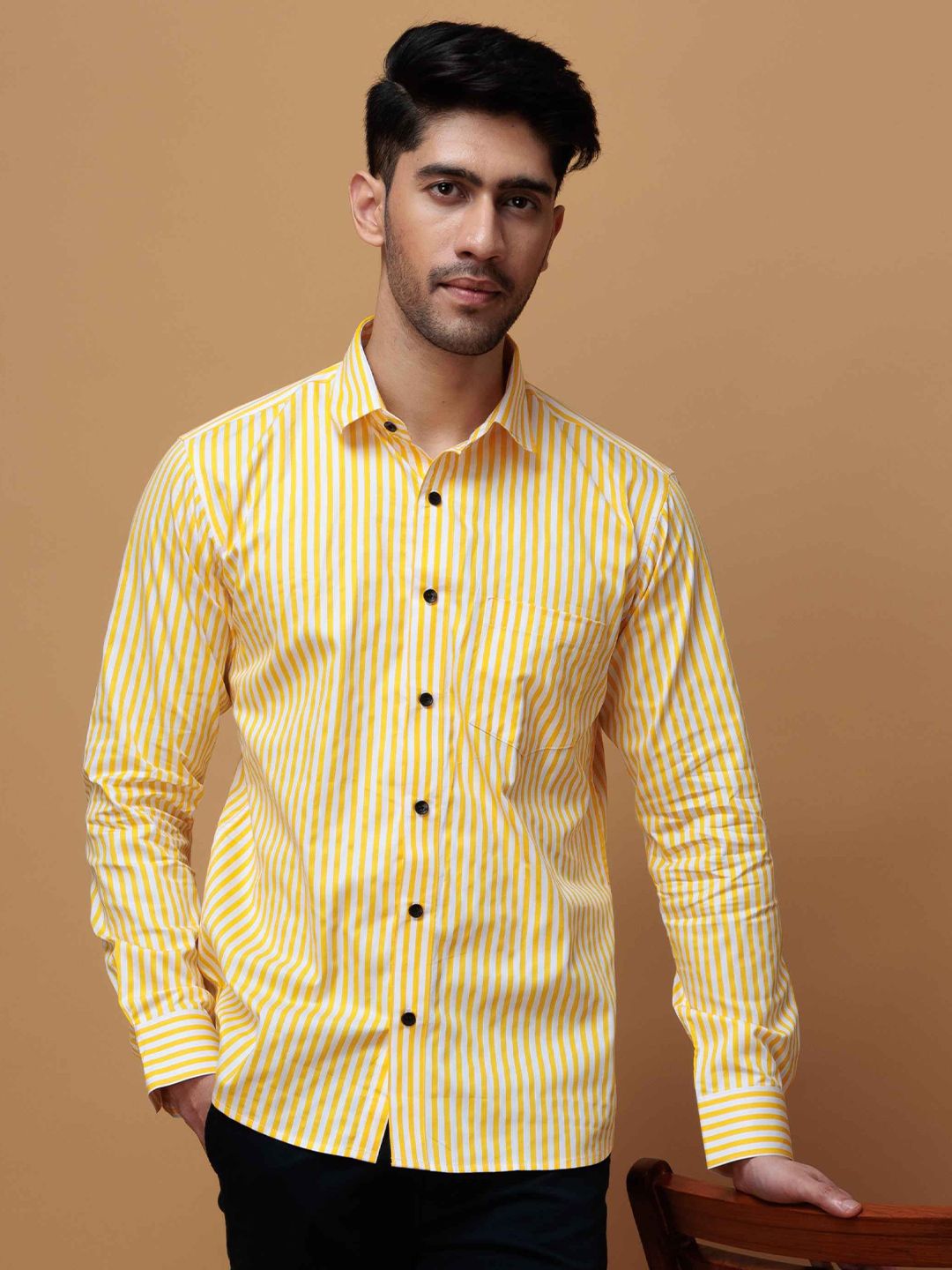 Foomer Men Standard Fit Vertical Striped Spread Collar Cotton Casual Shirt-picture-36