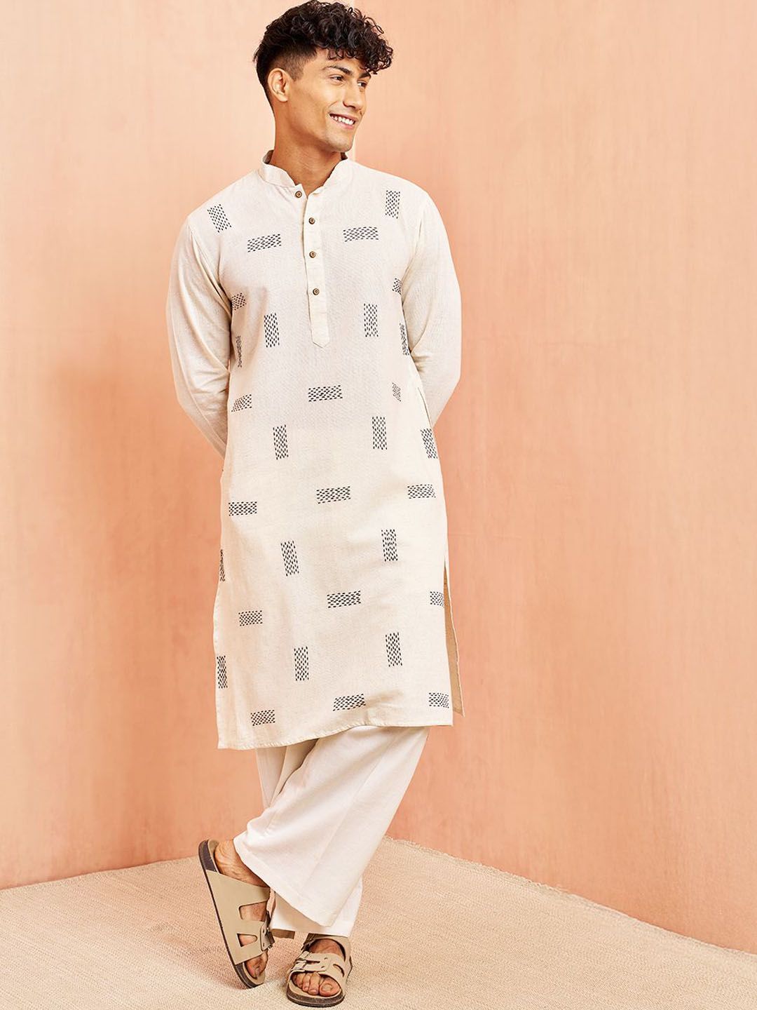 VASTRAMAY Men Geometric Embroidered Cotton Kurta with Pyjamas-picture-40