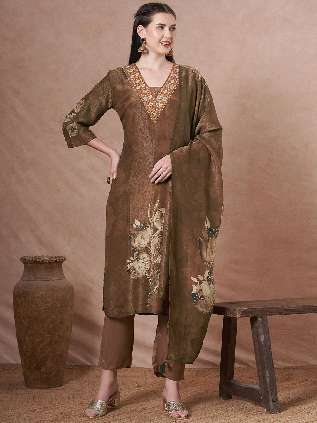 FASHOR Women Floral Printed Kurta with Trousers & Dupatta