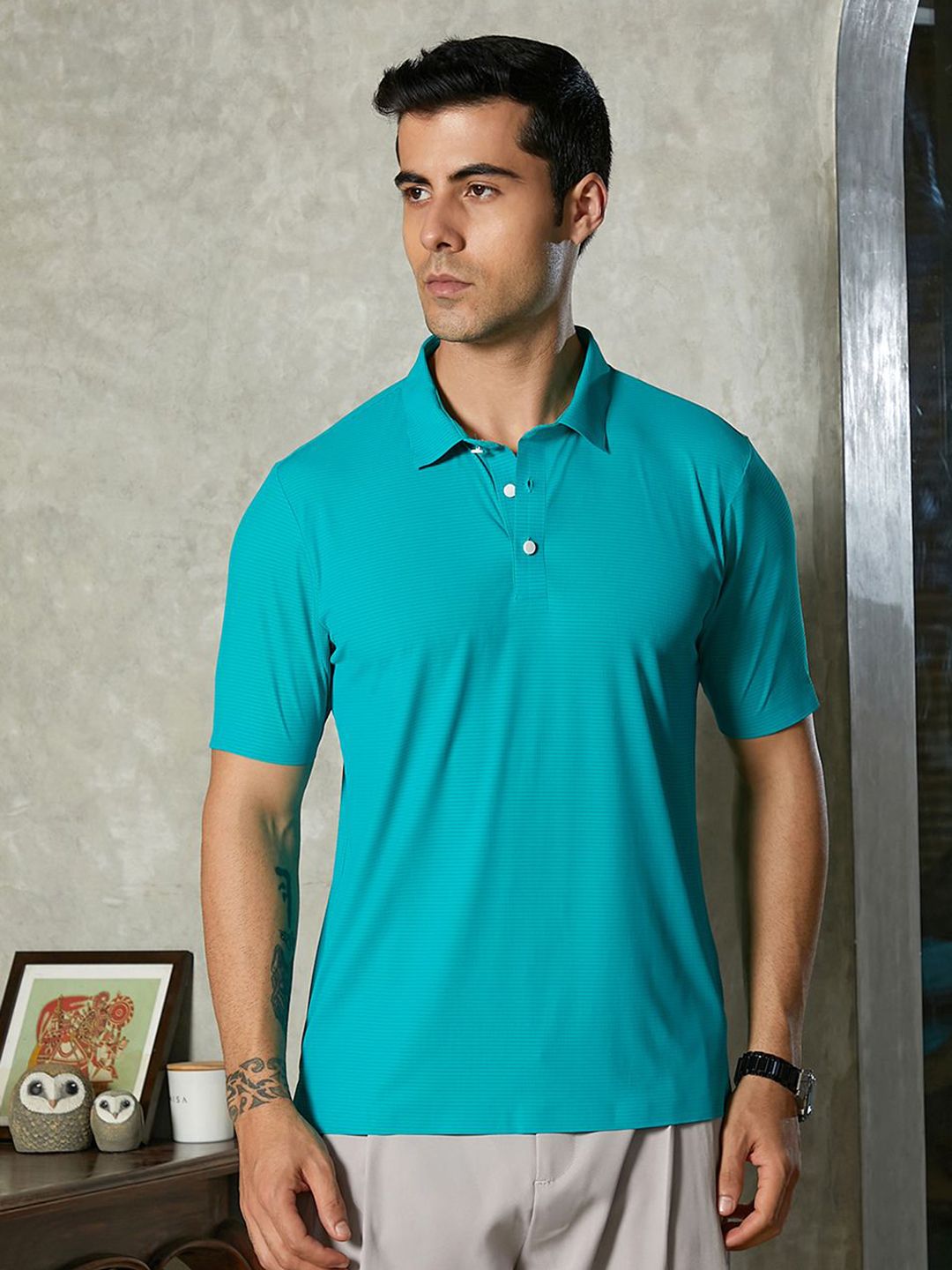 Campus Sutra Men Solid Polo Collar T-shirt-picture-39