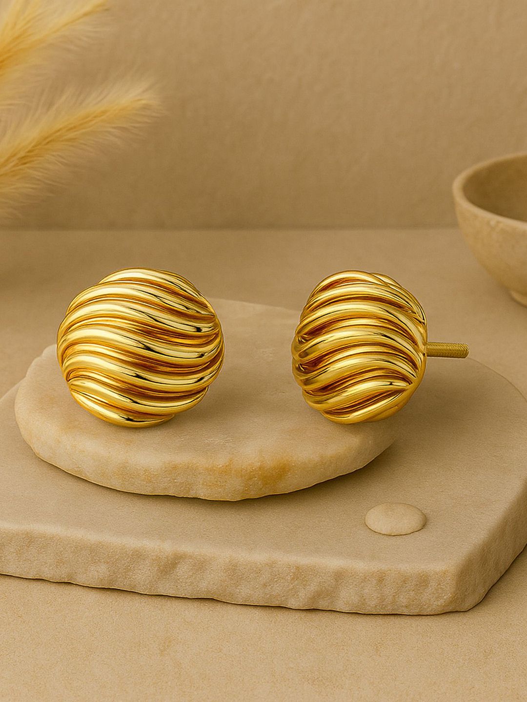 KISNA DIAMOND AND GOLD JEWELLERY Women 18KT Gold Sunshine Earrings Gold - 3.46 g-picture-42