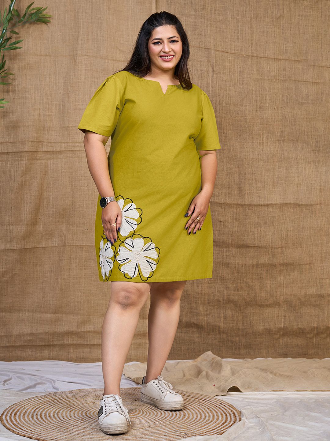 Curvy Lane Floral Embroidered A-Line Dress-picture-46