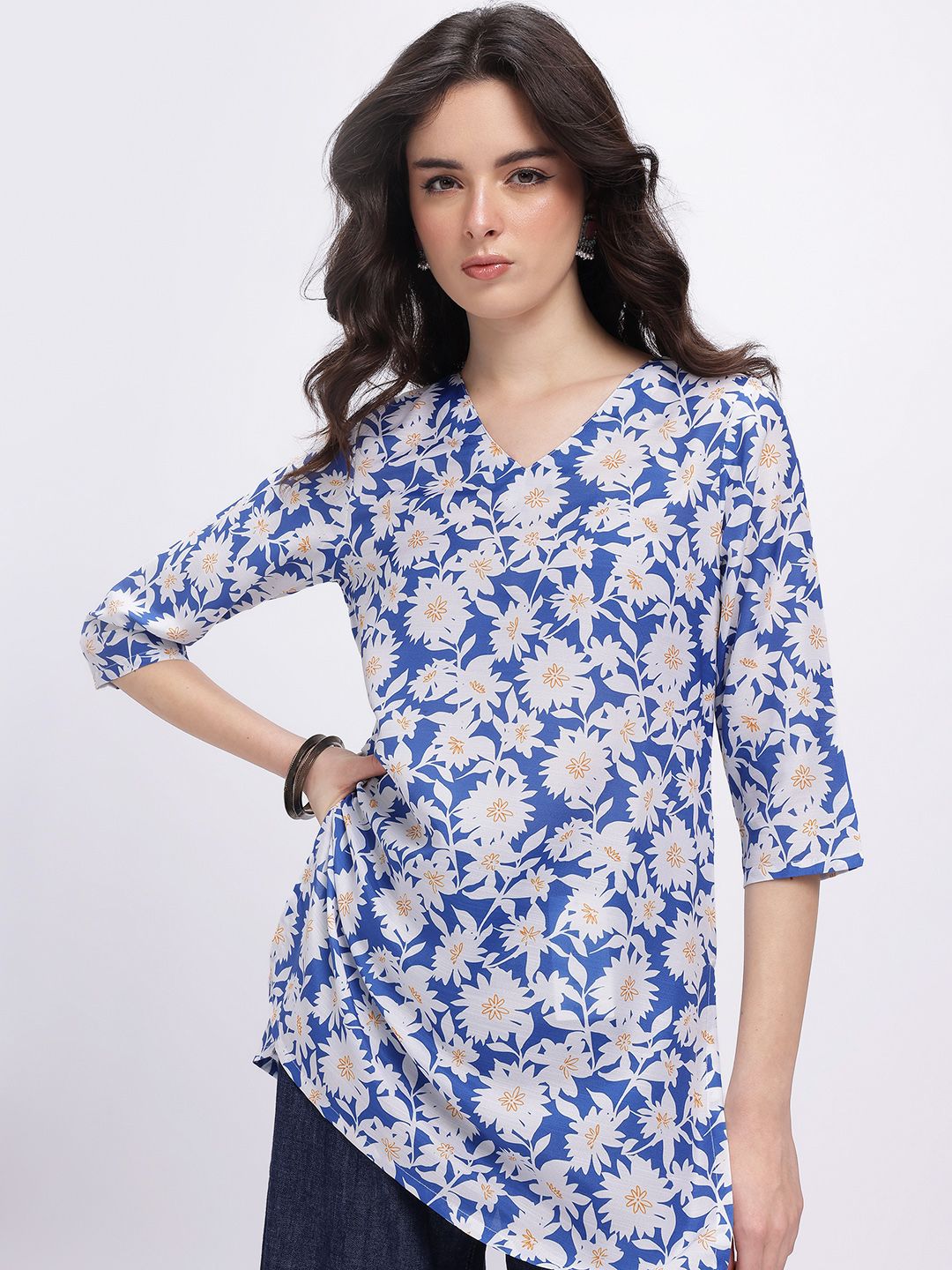 Anouk Rustic Floral Printed V-Neck Kurti-picture-21