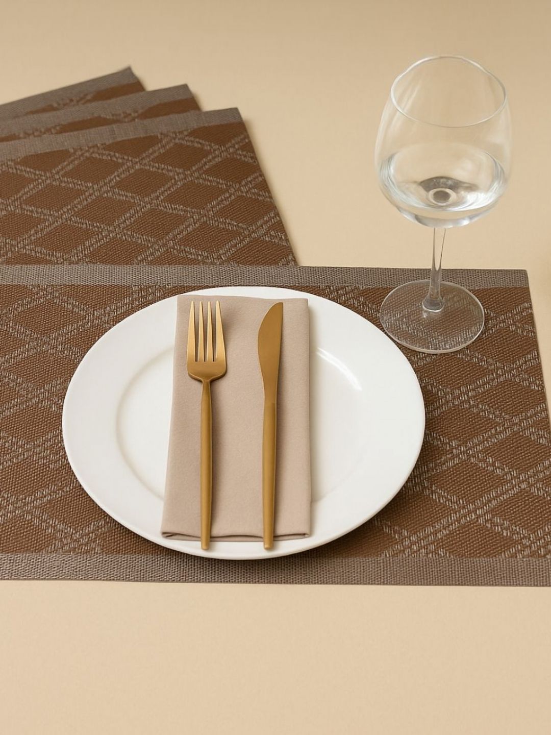 Baskety 4-Pcs Textured Leaf Shaped TablePlacemats-picture-36