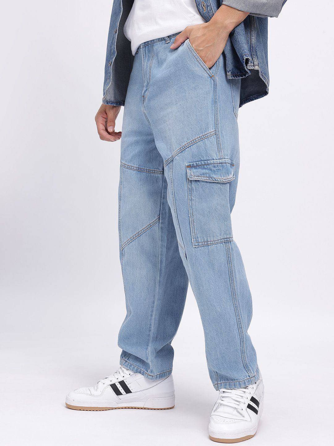 glitchez Men Mid-Rise Panelled Detail Pure Cotton Relaxed Fit Cargo-Style Jeans-picture-35