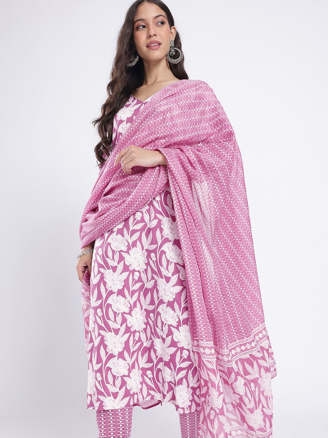 Anouk Rustic Floral Printed V-Neck Straight Kurta with Trousers & Dupatta-picture-37