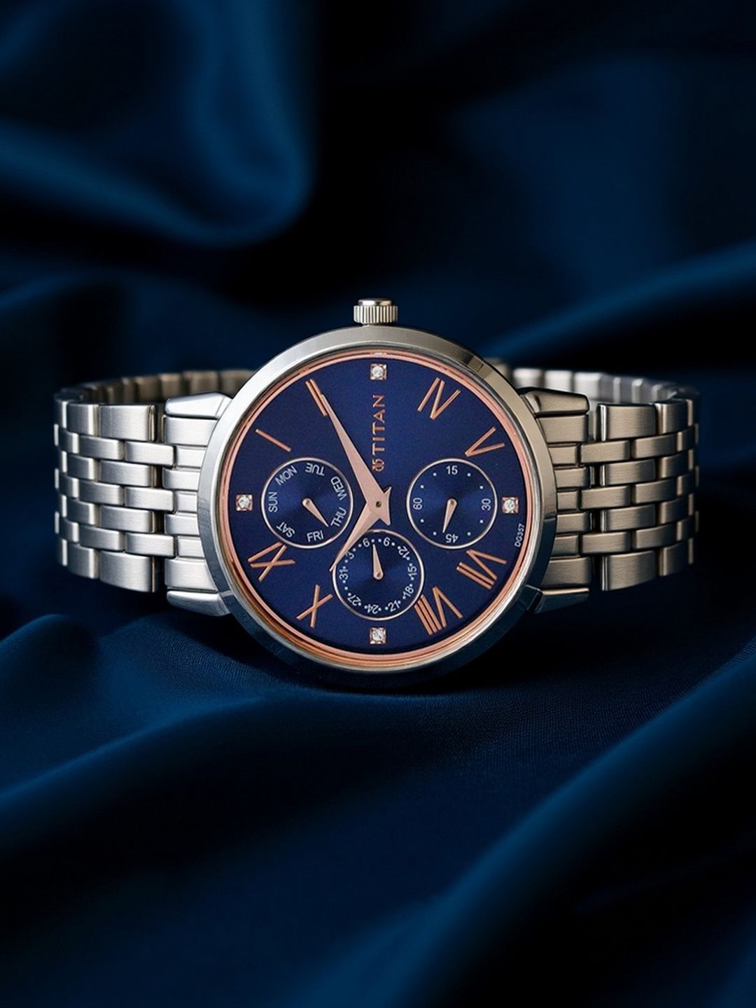 Titan Women Navy Blue Multifunction Analogue Watch 2569SM01