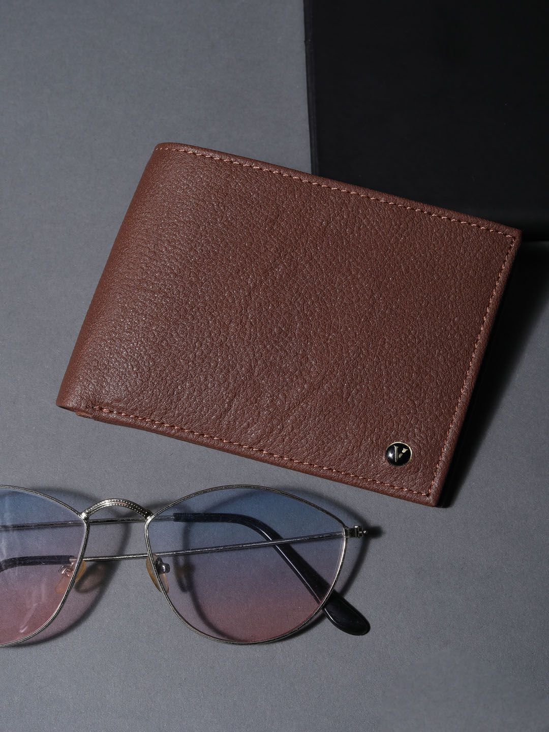 Van Heusen Men Textured Leather Two Fold Wallet-picture-37